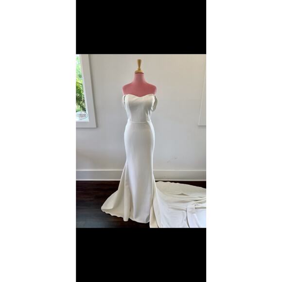 Tebault Bridal Mermaid Wedding Dress with Train – Size 18 True Size 14 - Picture 2 of 16